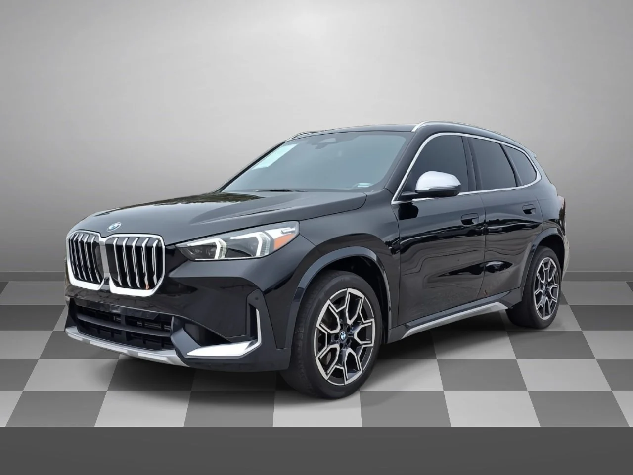 Used 2024 Jet Black BMW xDrive28i image 2