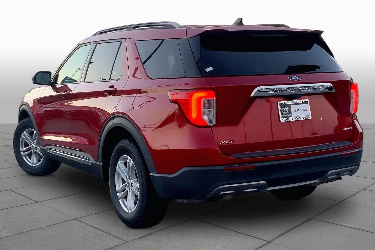 Used 2021 Rapid Red Metallic Tinted Clearcoat Ford XLT image 11