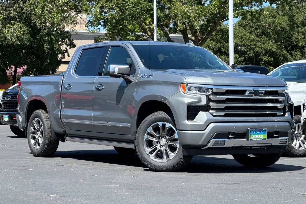 2026 Chevrolet Silverado 1500 High Country 4X4 Crew Cab Short Box's photo