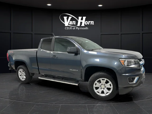 Used 2015 Cyber Gray Metallic Chevrolet LT image 1