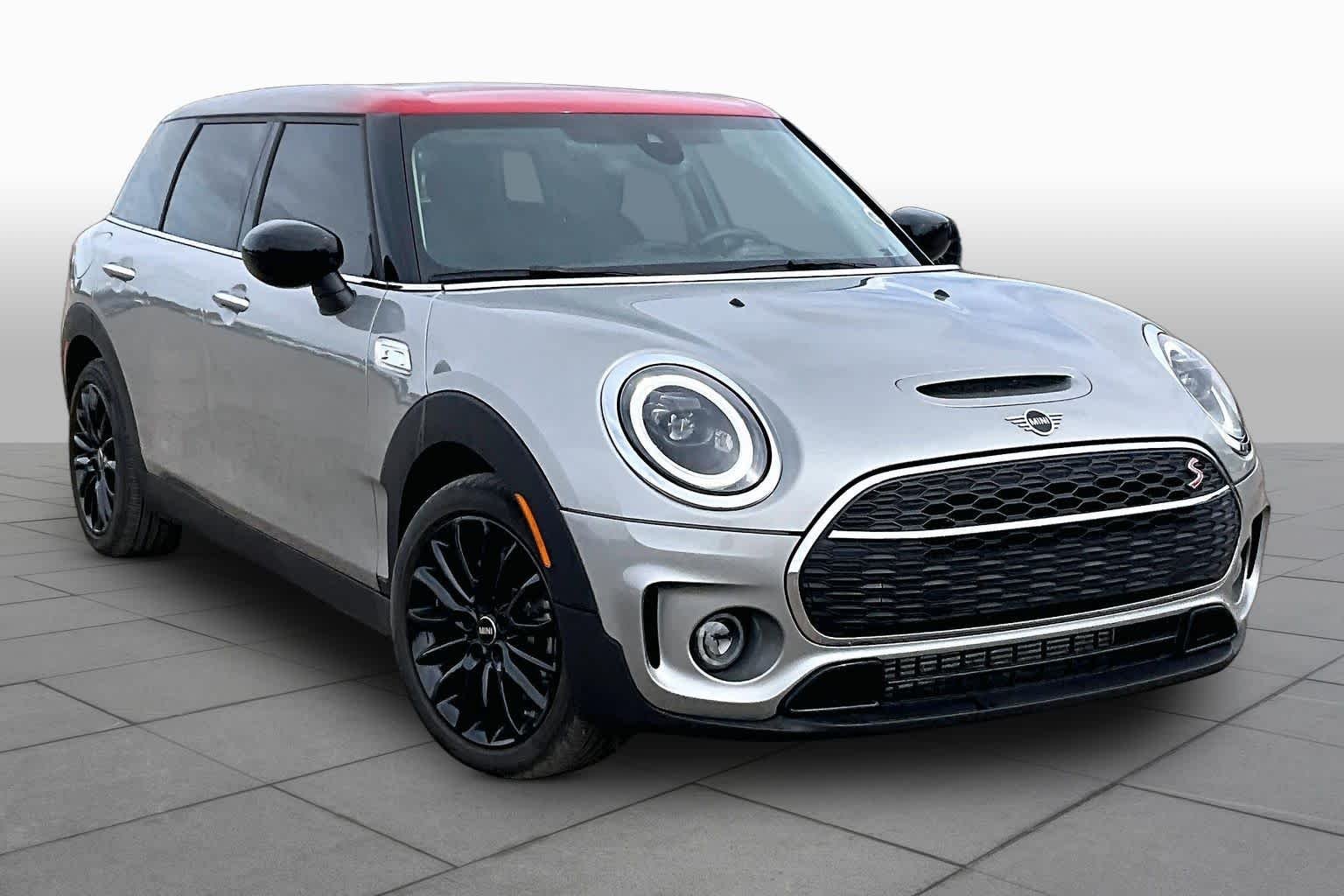 Used 2023 Melting Silver III Metallic MINI Cooper S image 2