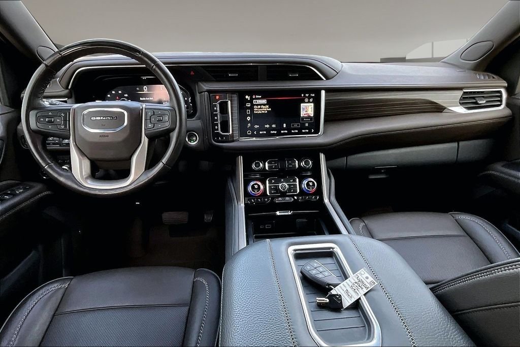 Used 2024 Black GMC Denali image 15