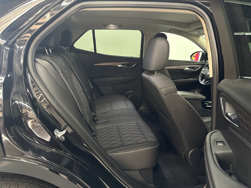 Used 2023 Ebony Twilight Metallic Buick Avenir image 17
