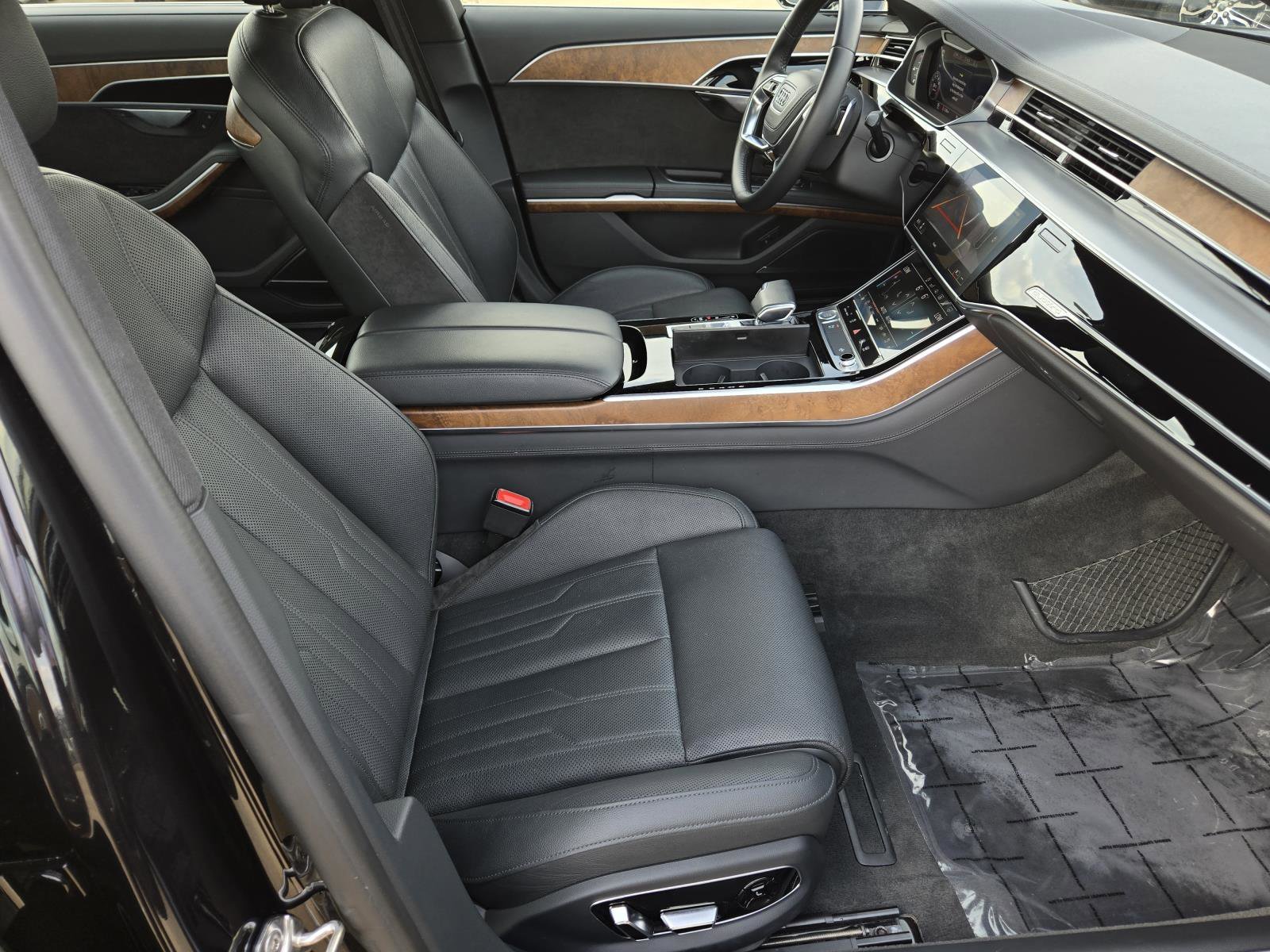 Used 2020 Black Metallic Audi 4.0 image 29
