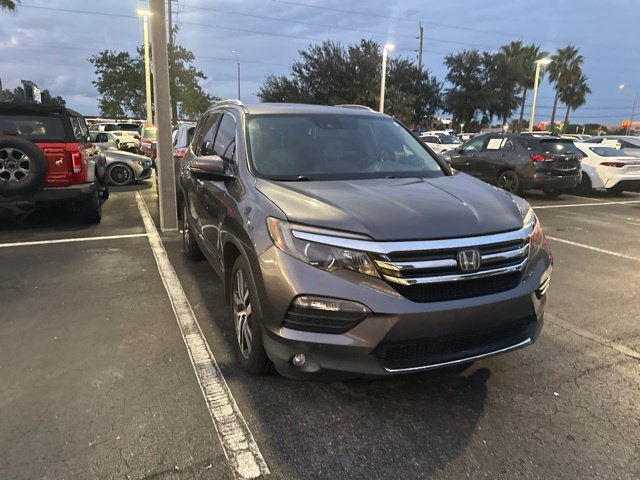 Used 2016 Modern Steel Metallic Honda Elite image 4