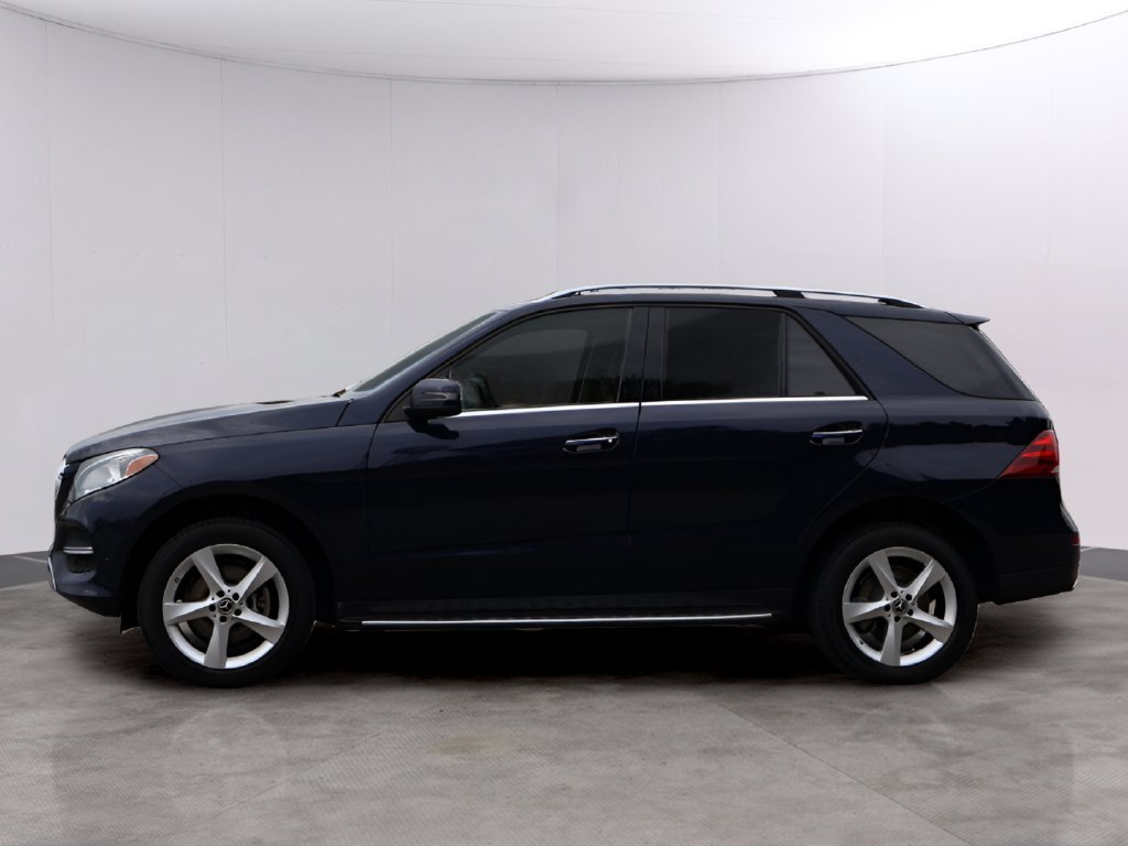 Used 2018 Brilliant Blue Metallic Mercedes-Benz GLE 350 image 4