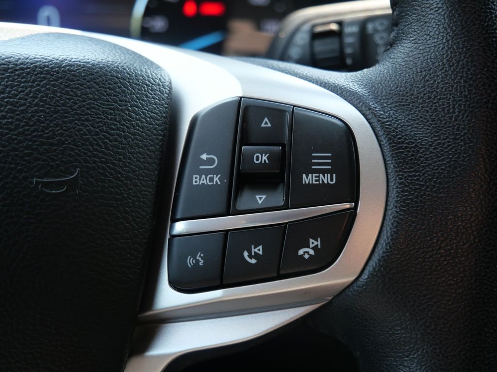 Certified Used 2024 Green Ford XLT image 22