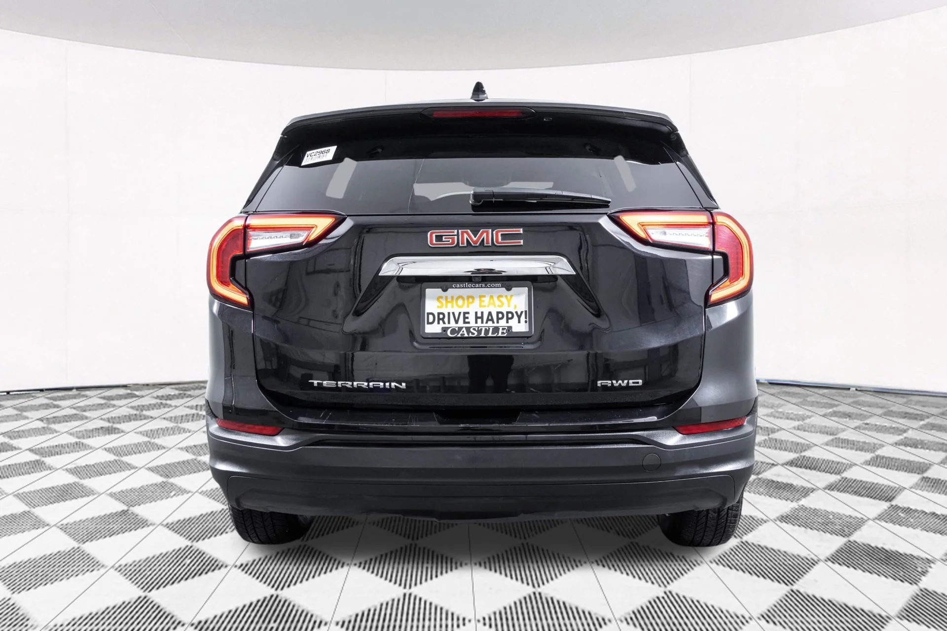 Used 2024 Ebony Twilight Metallic GMC SLE image 16