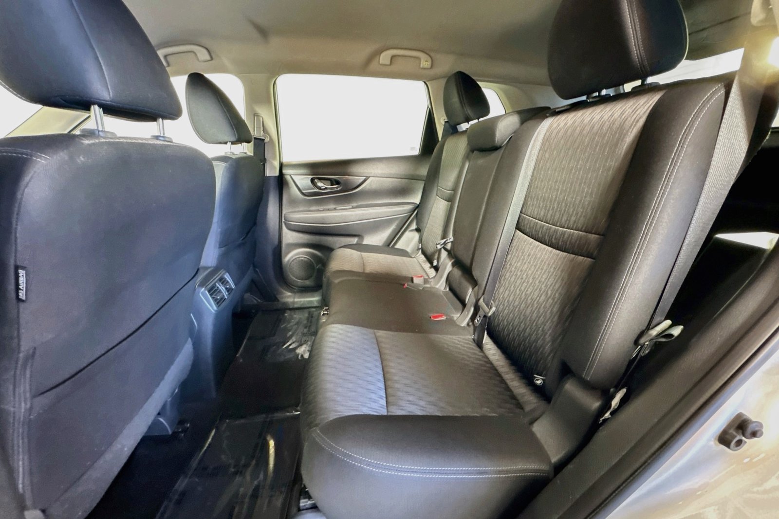 Used 2017 Brilliant Silver Nissan SV image 21