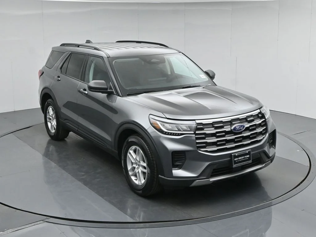 New 2026 Gray Ford Active image 38
