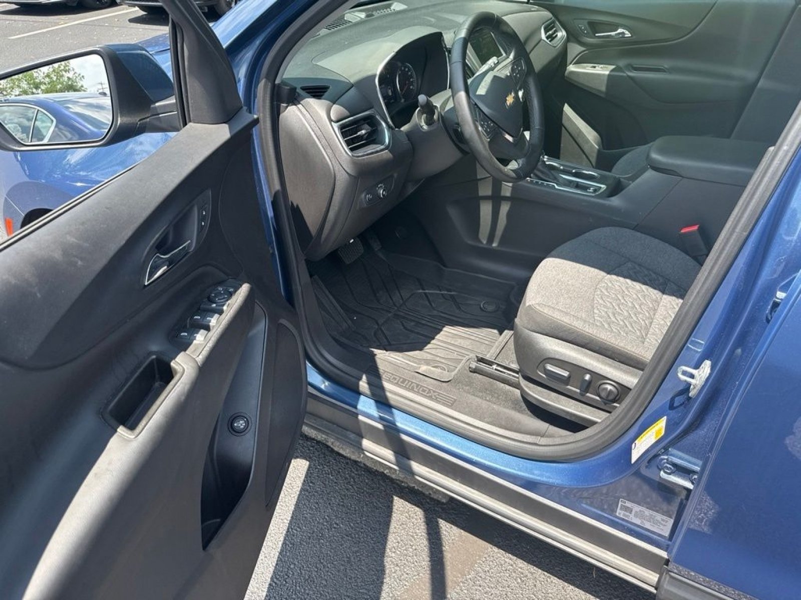 Used 2024 Lakeshore Blue Chevrolet LT image 12