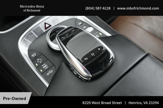 Used 2016 Black Mercedes-Benz Maybach S 600 image 28