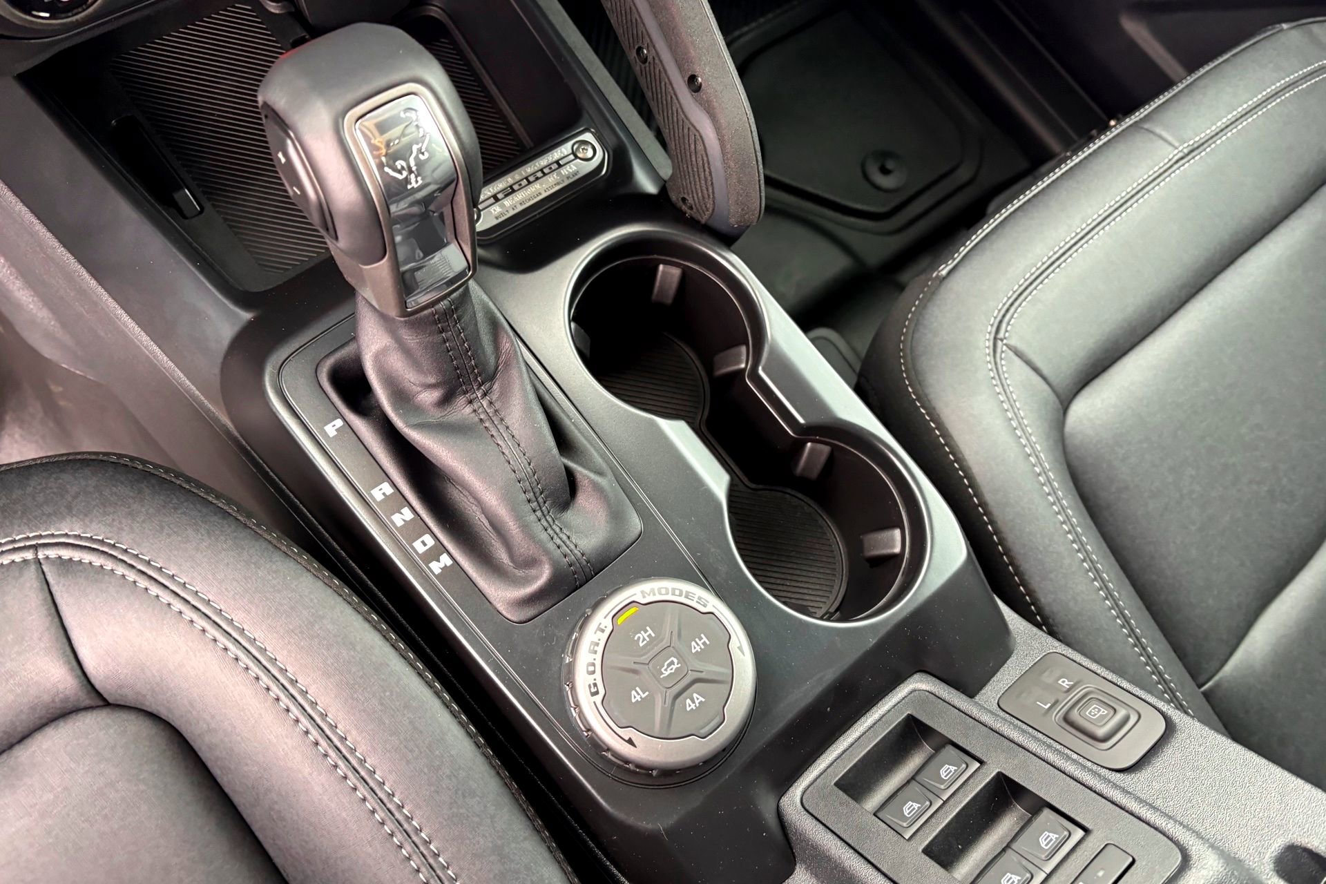 New 2025 Desert Sand Ford Badlands image 16