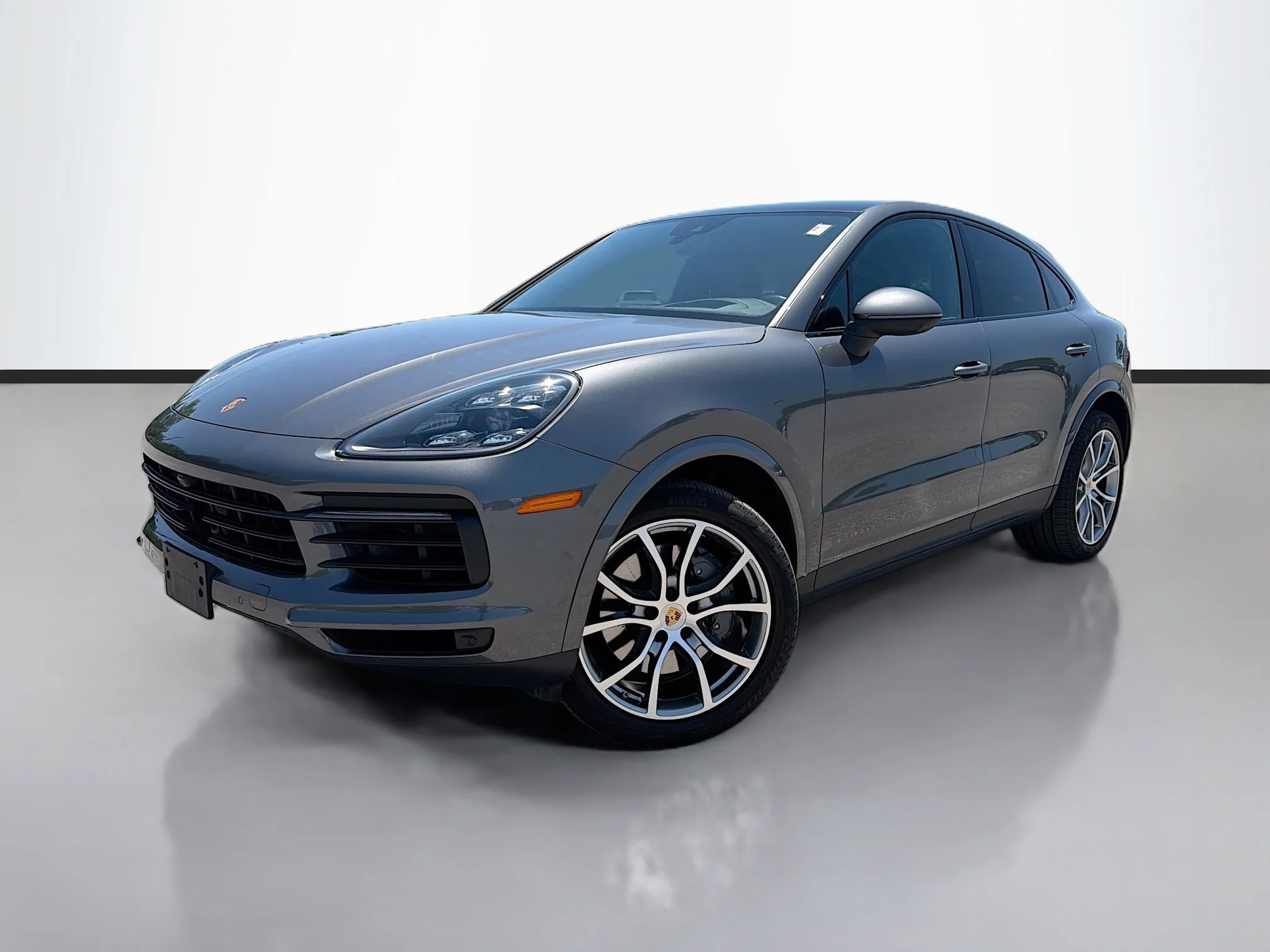 2022 Porsche Cayenne S's photo