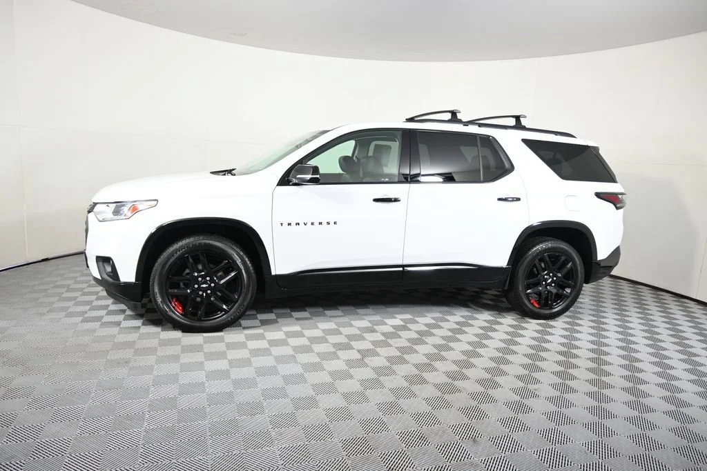 Used 2019 Chevrolet Traverse Premier with VIN 1GNEVKKW0KJ232171 for sale in Forest Lake, Minnesota