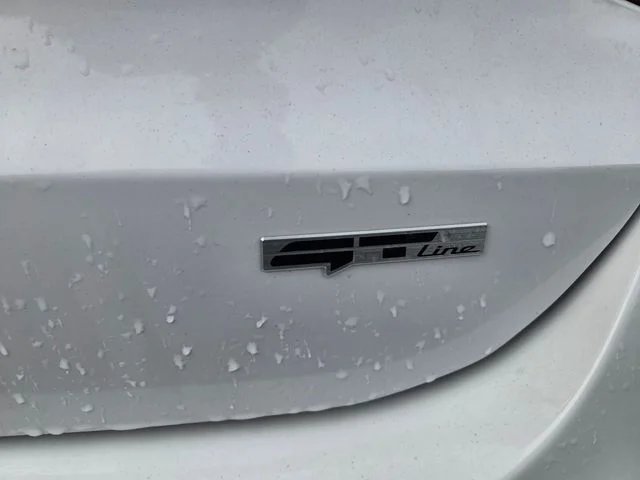 Used 2024 White Kia GT-Line image 6