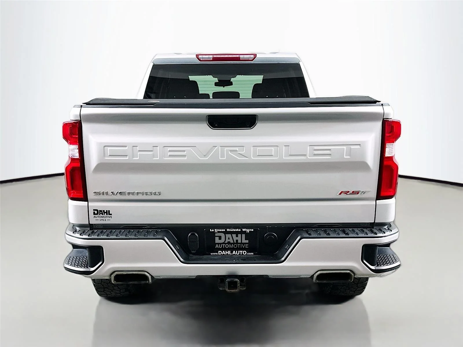 Used 2022 Silver Ice Metallic Chevrolet RST image 12