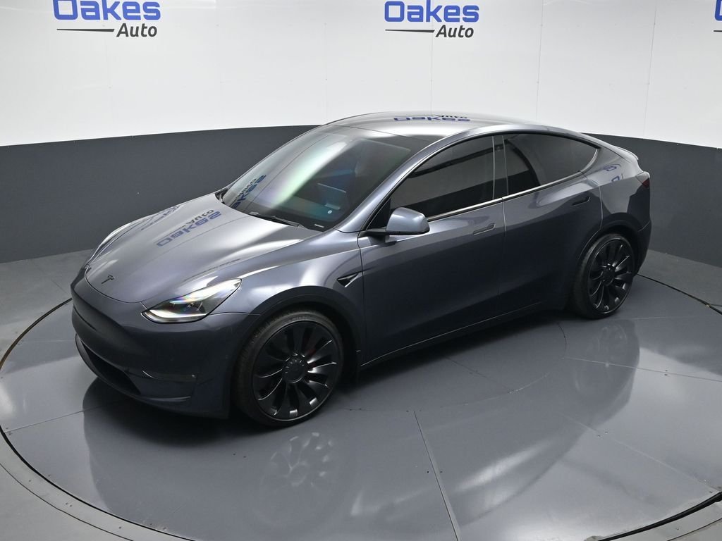 Used 2022 Midnight Silver Metallic Tesla Performance image 45