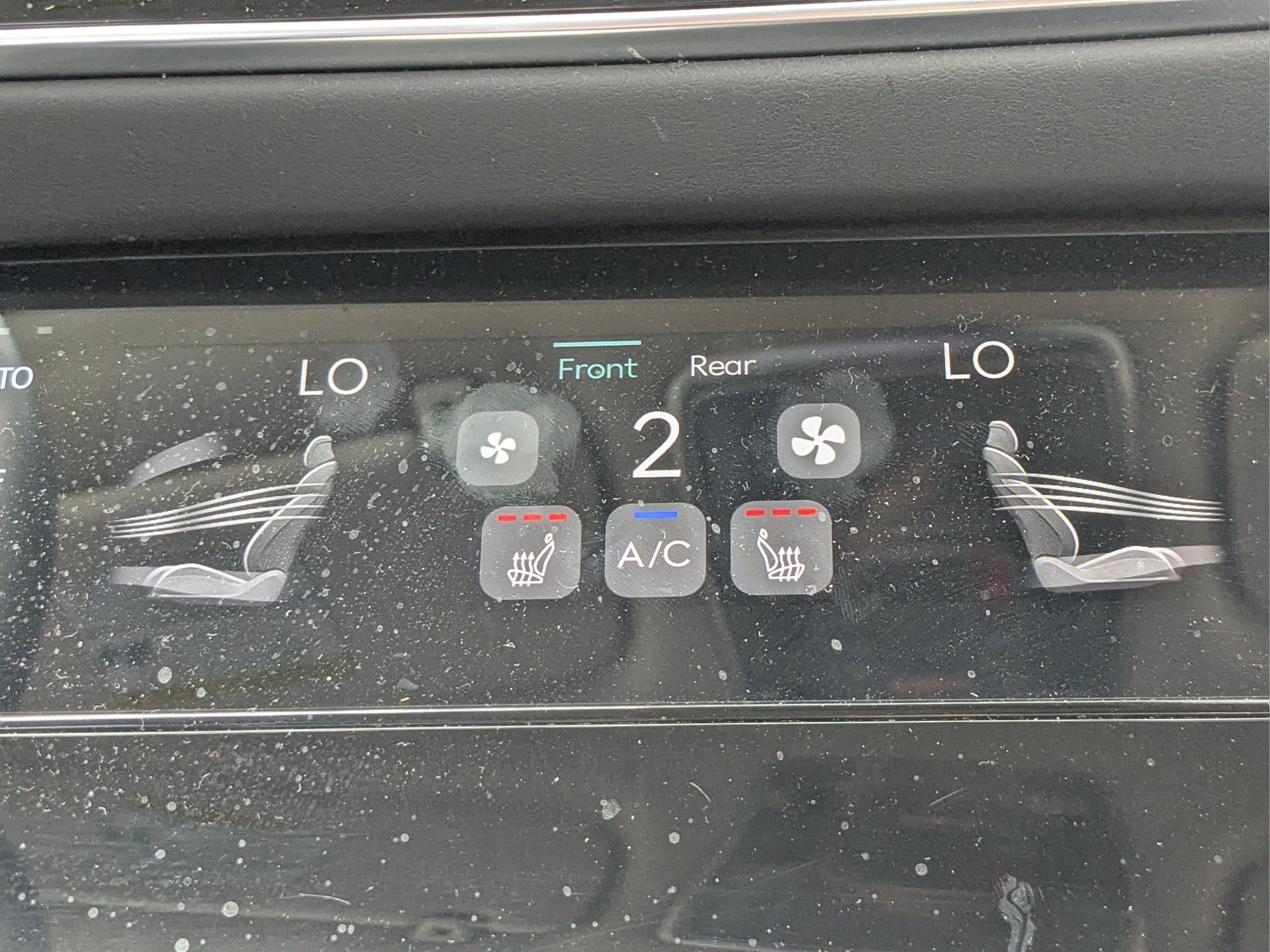 2026 GENESIS GV70 Standard - Photo 23