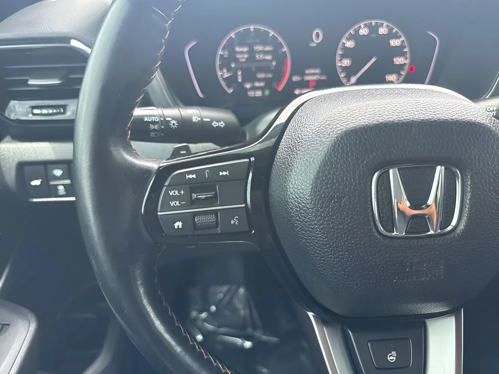 Used 2025 Silver Honda TrailSport image 17