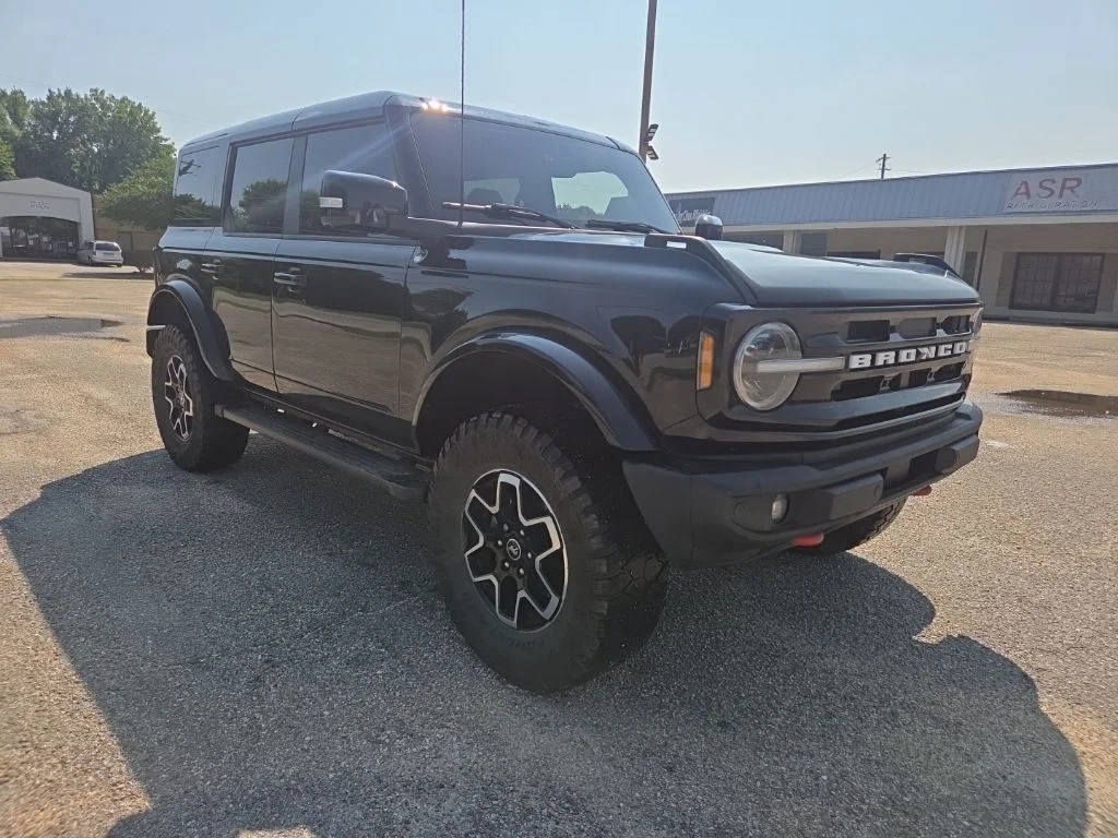 Used 2024 Shadow Black Ford Outer Banks image 1