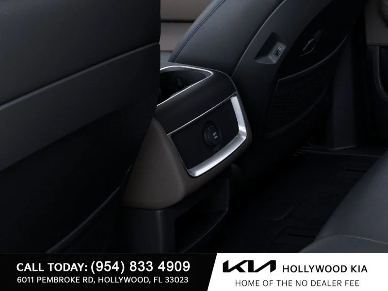 New 2027 Ceramic Silver Kia LXS image 26