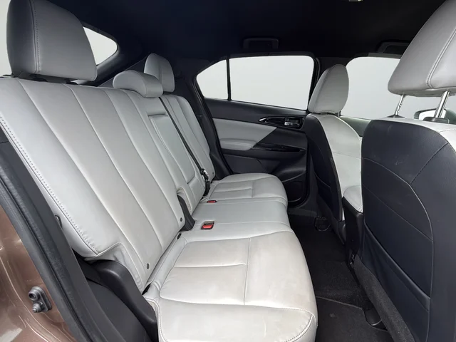 Used 2023 Brown Mitsubishi SEL image 11