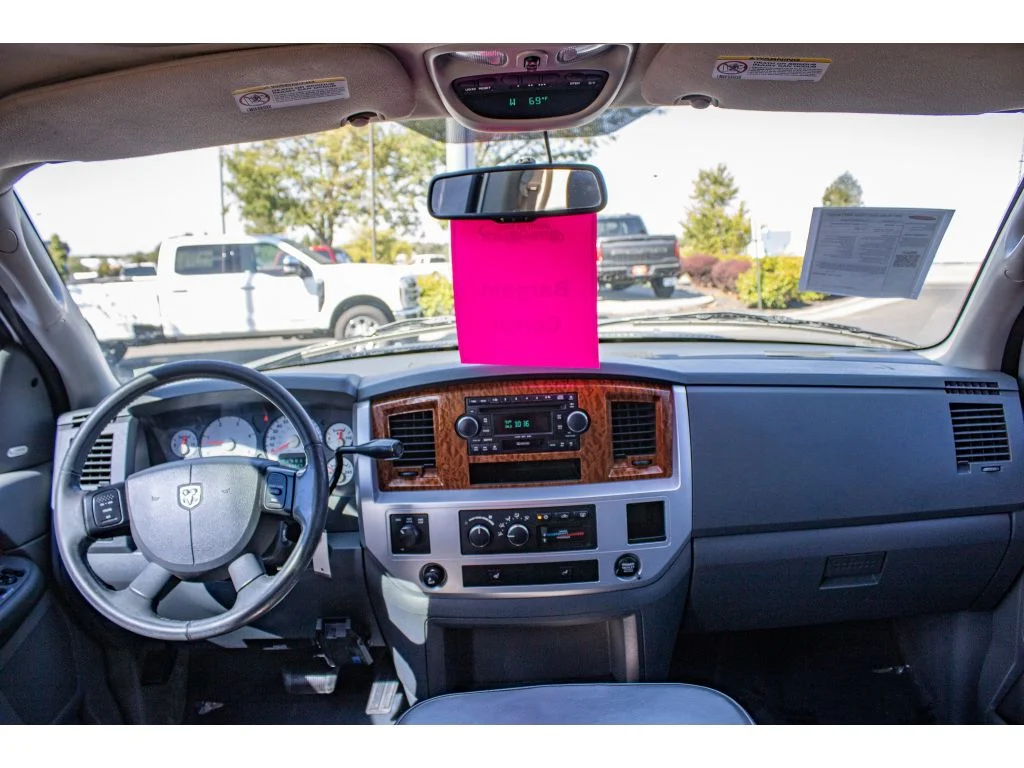 Used 2007 Bright White Clearcoat Dodge Laramie image 21