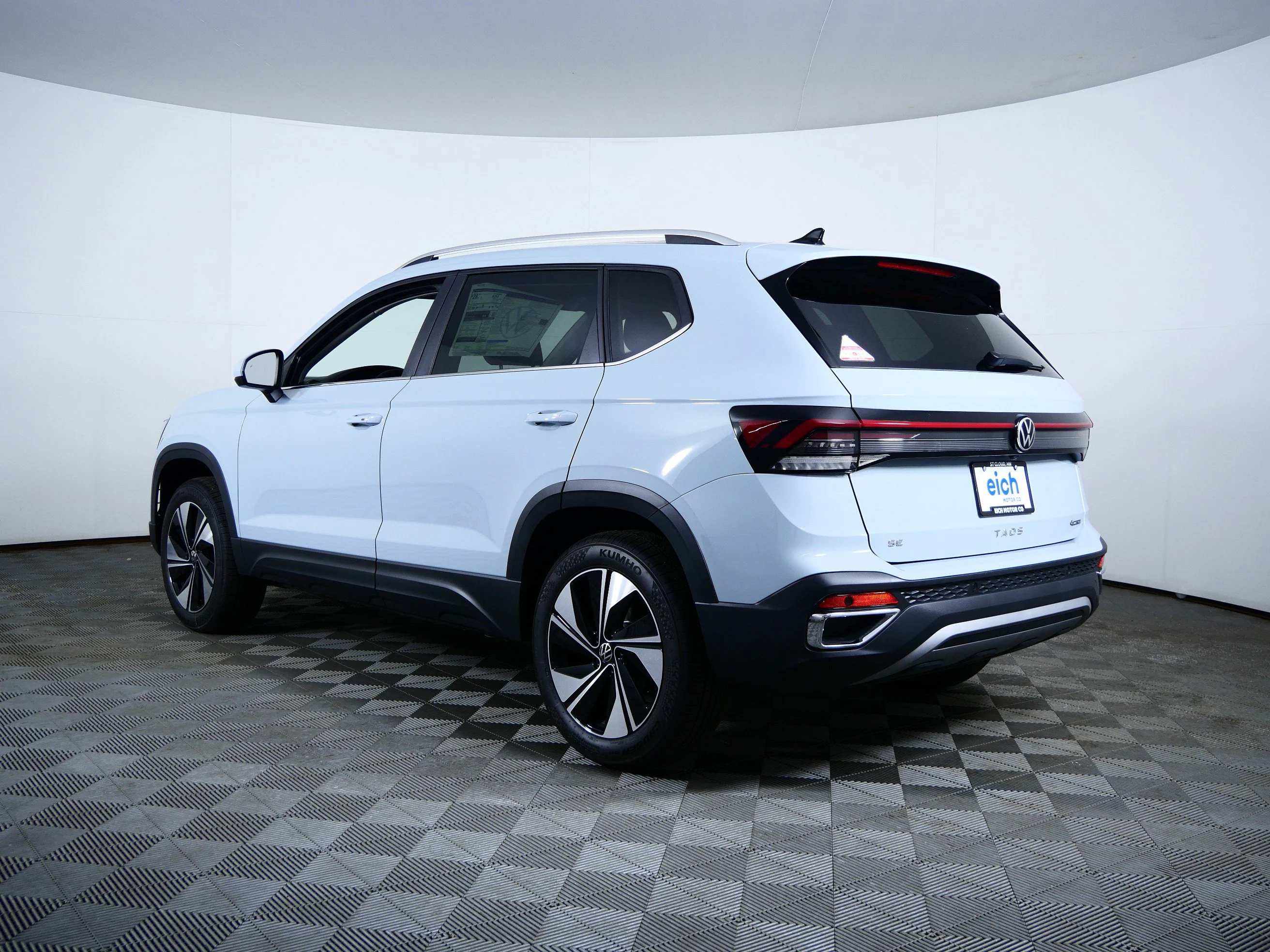 New 2026 Monument Gray Volkswagen SE image 5