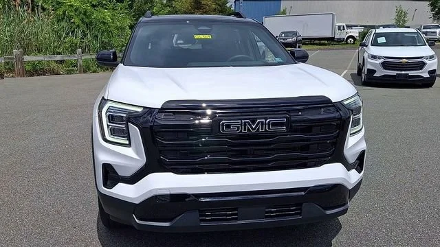 New 2026 Summit White GMC Elevation image 4