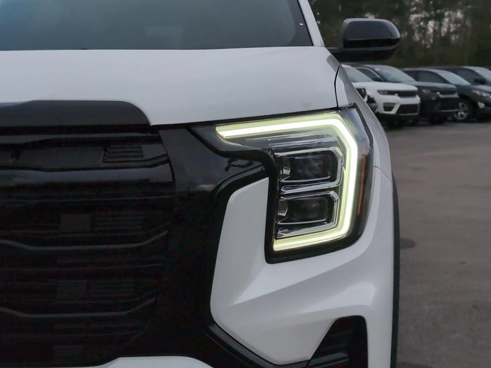 New 2026 Summit White GMC Elevation image 12