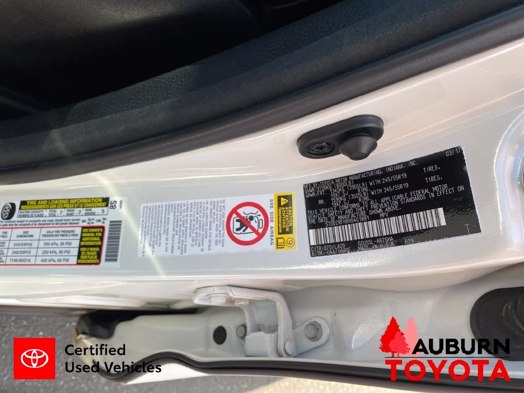 Certified Used 2017 Blizzard Pearl Toyota Limited Platinum image 26