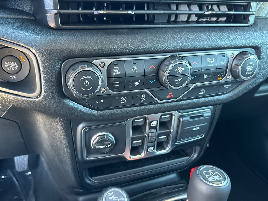 New 2026 Granite Crystal Metallic Clear-Coat Exterior Paint Jeep 85th Anniversary Edition image 31
