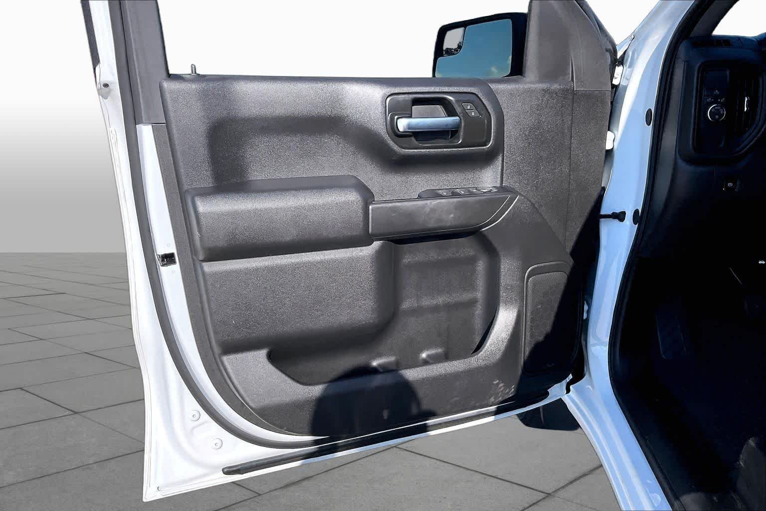 2025 Chevrolet Silverado 1500 Custom - Photo 21