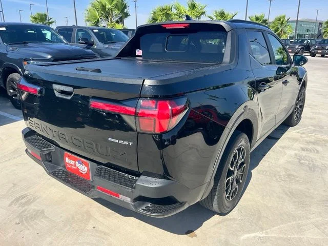 Used 2022 Black Hyundai SEL Premium image 6