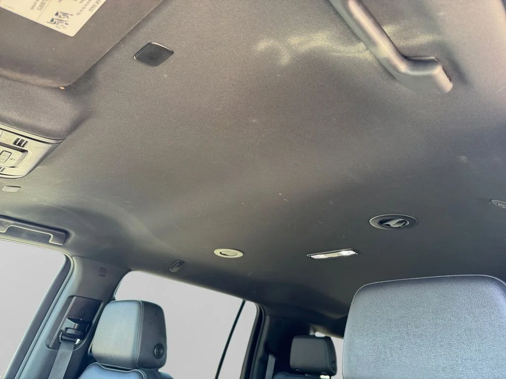 Used 2022 White Chevrolet Z71 image 19