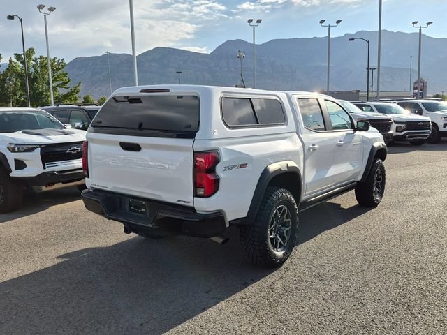 Used 2024 Summit White Chevrolet ZR2 image 3