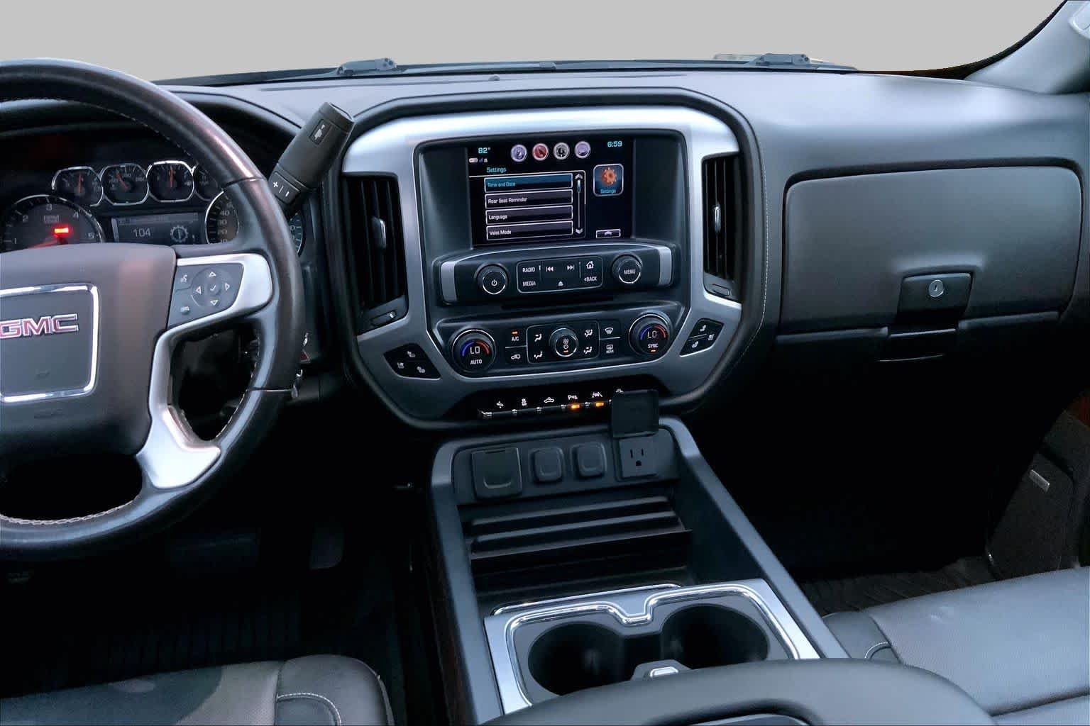 Used 2018 Dark Slate Metallic GMC SLT image 7