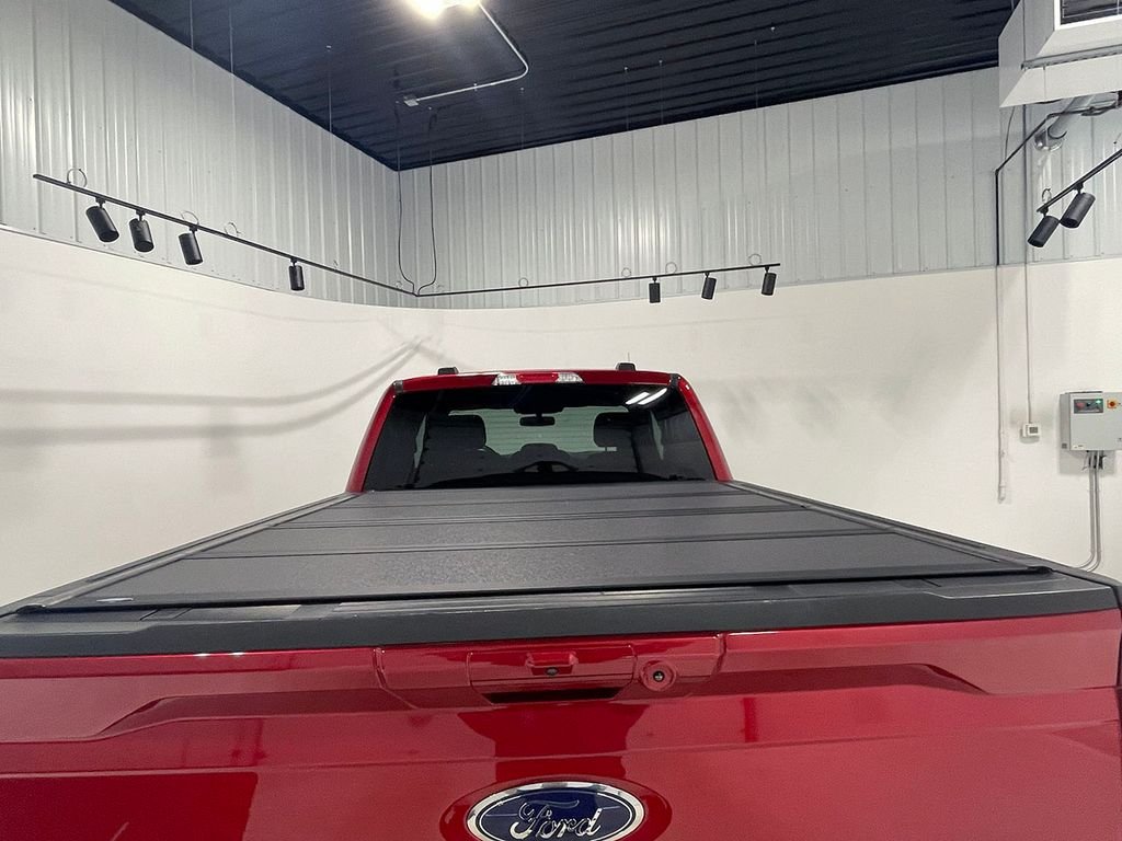 Used 2021 Red Ford XLT image 4