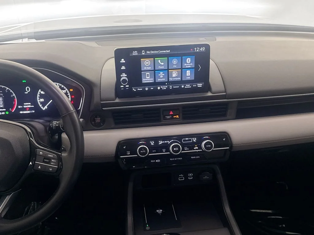Used 2025  Honda EX-L image 25