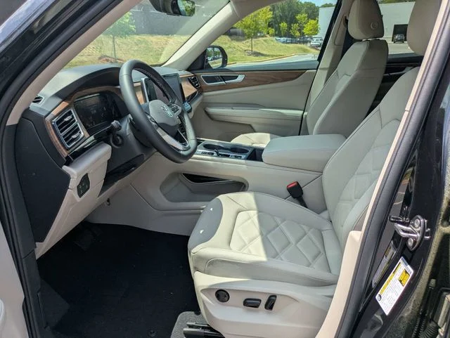 New 2026 Black Volkswagen 2.0T SE image 22
