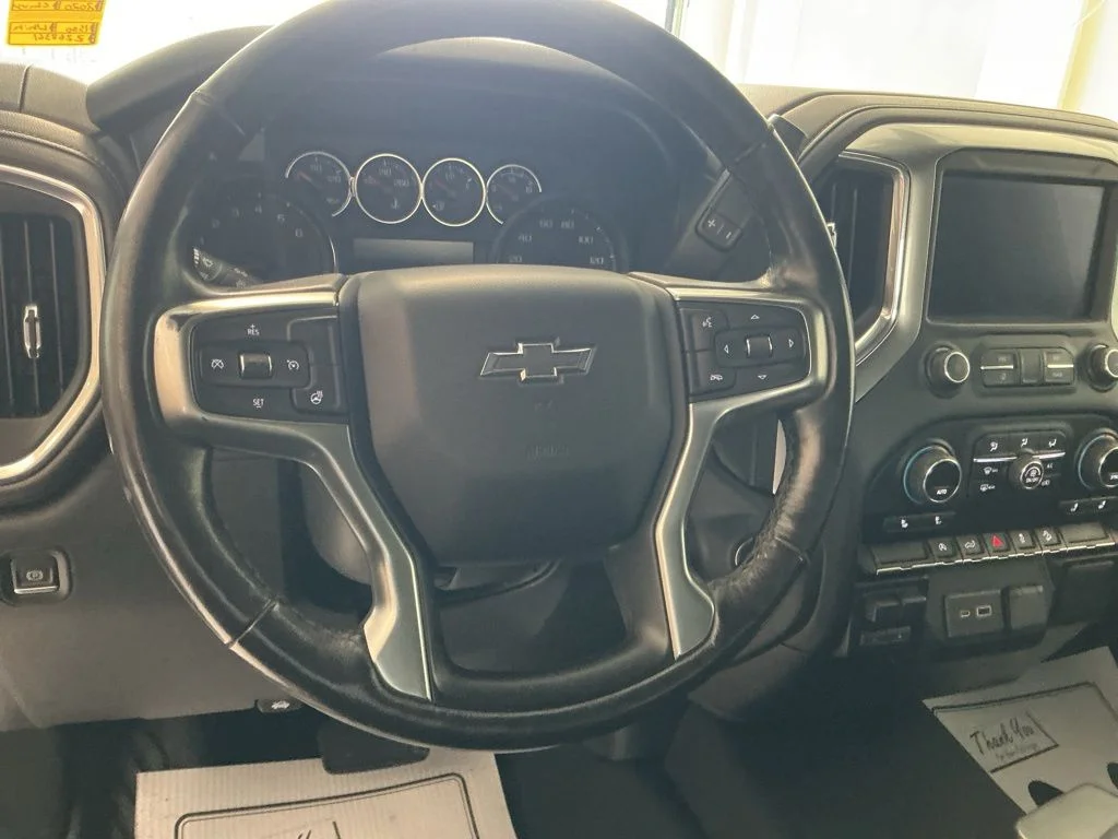 Used 2020 Summit White Chevrolet LT Trail Boss image 15