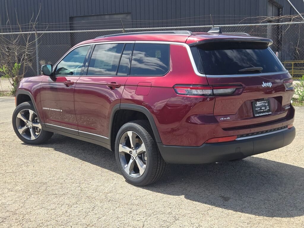 New 2026 Velvet Red Pearl-Coat Exterior Paint Jeep Limited image 15