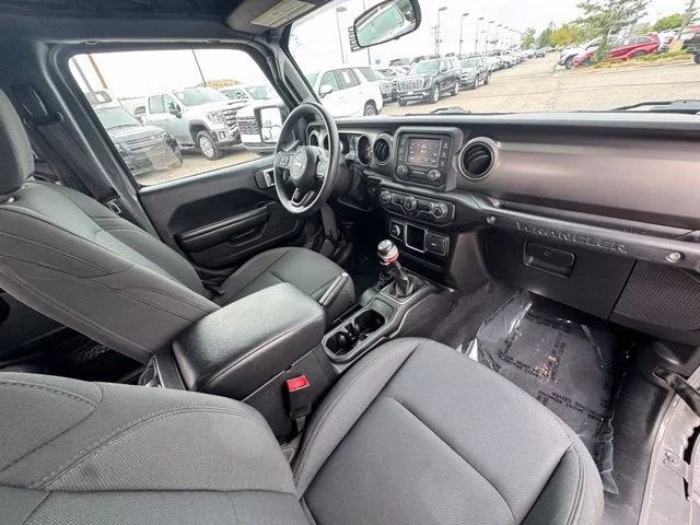 Used 2020 Gray Jeep Sport 4x4 image 24