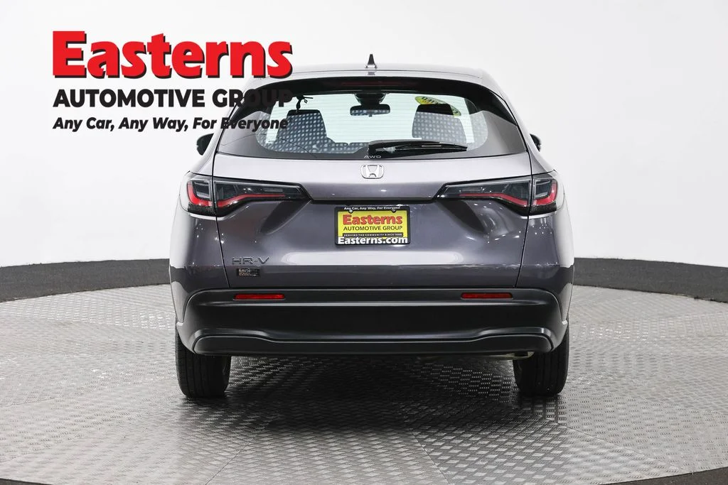 Used 2023 Gray Honda LX image 6