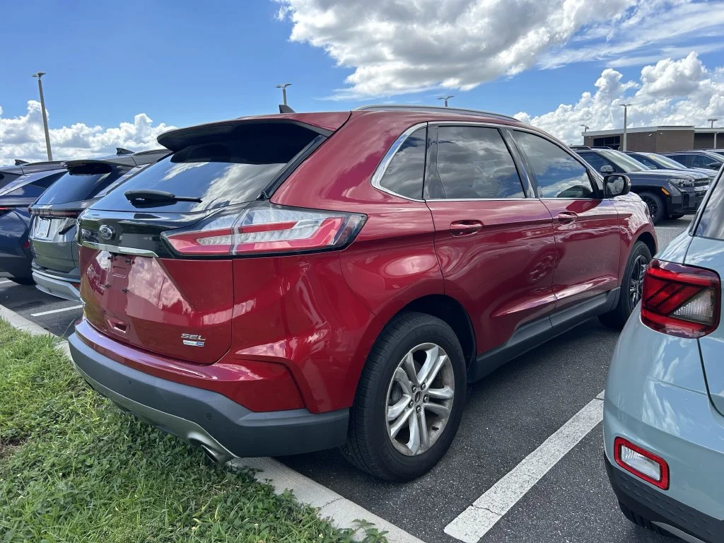 Used 2020 Red Ford SEL image 3