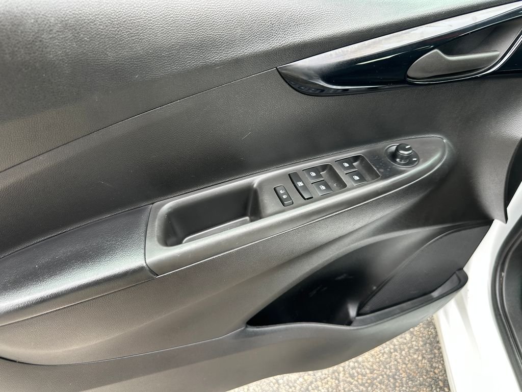 Used 2020 White Chevrolet 1LT image 15