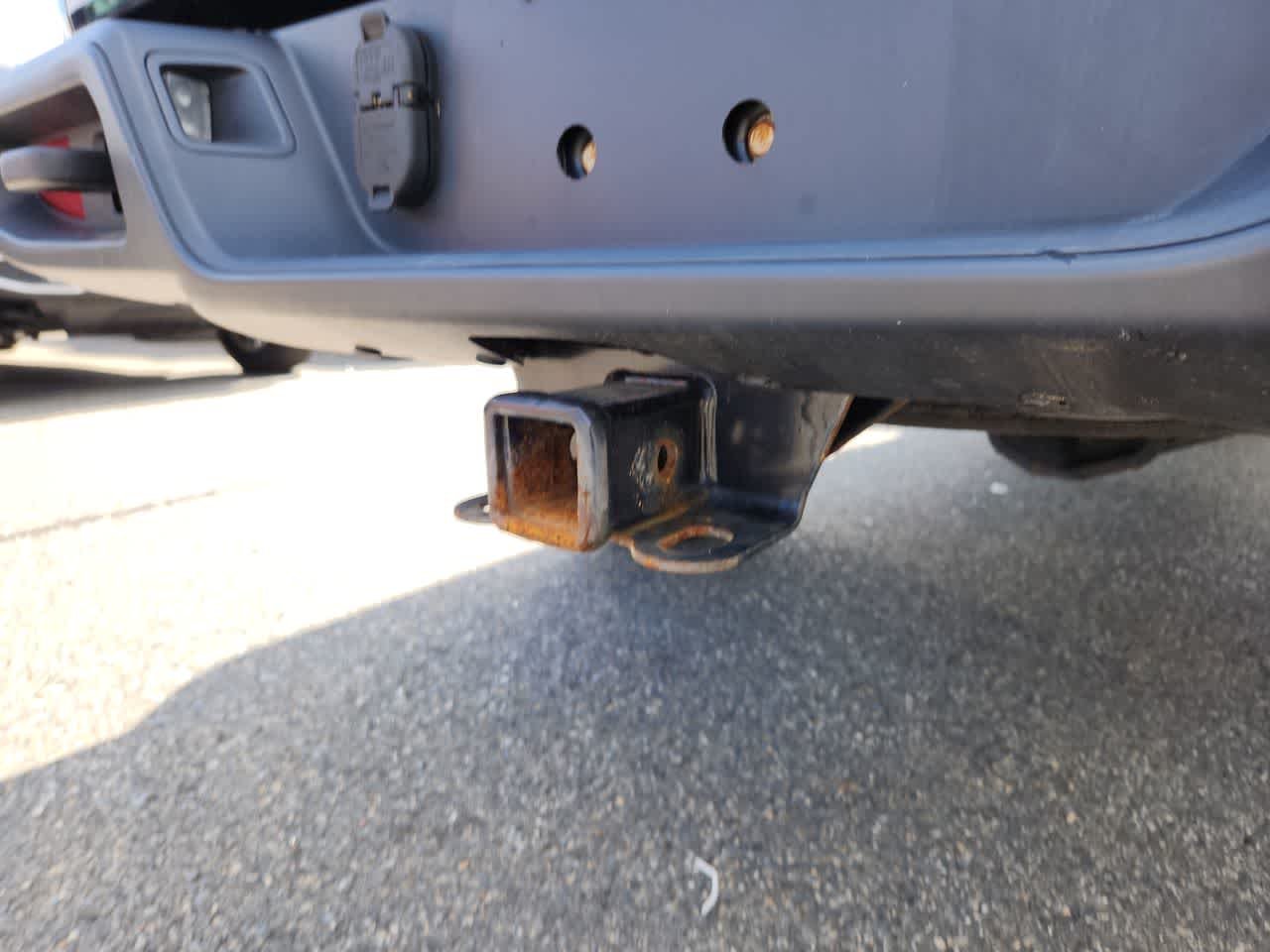 Used 2022 Black Clearcoat Jeep Sport S image 17