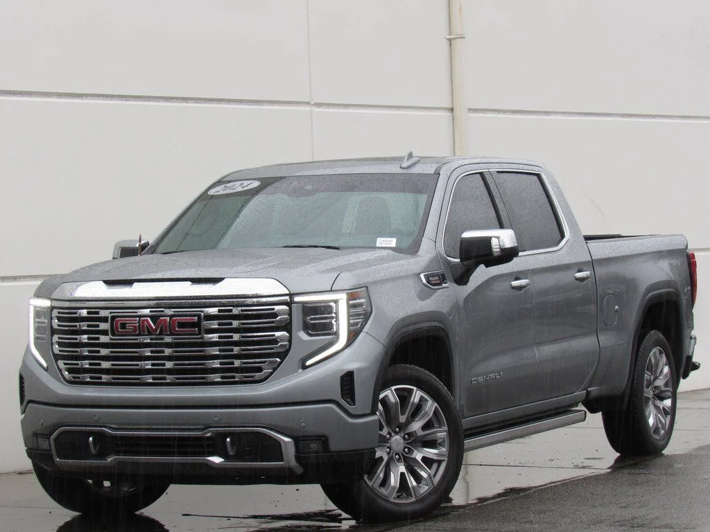 2024 GMC Sierra Denali 4WD Crew Cab Short Box's photo
