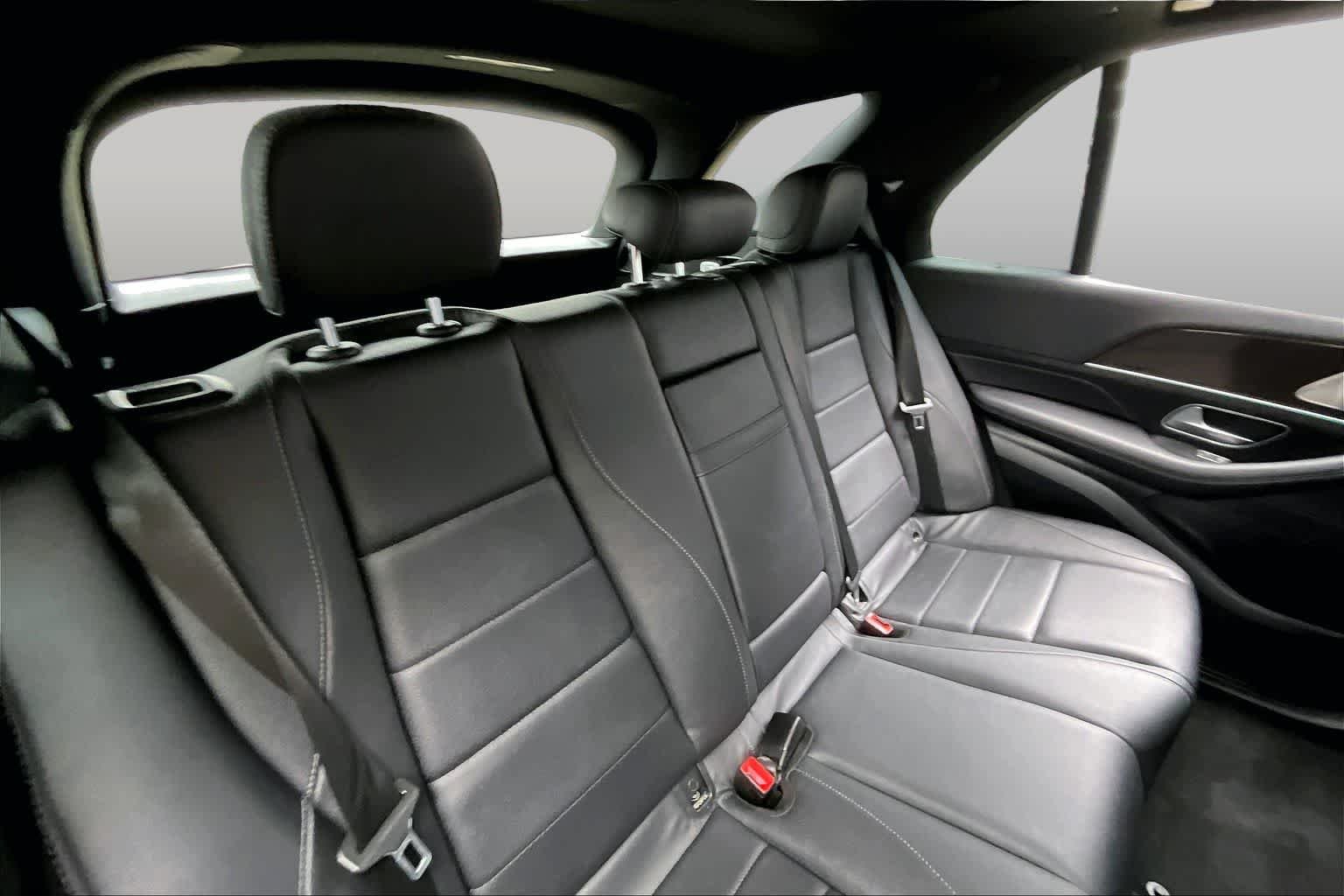 Used 2022 Selenite Grey Metallic Mercedes-Benz GLE 350 image 31